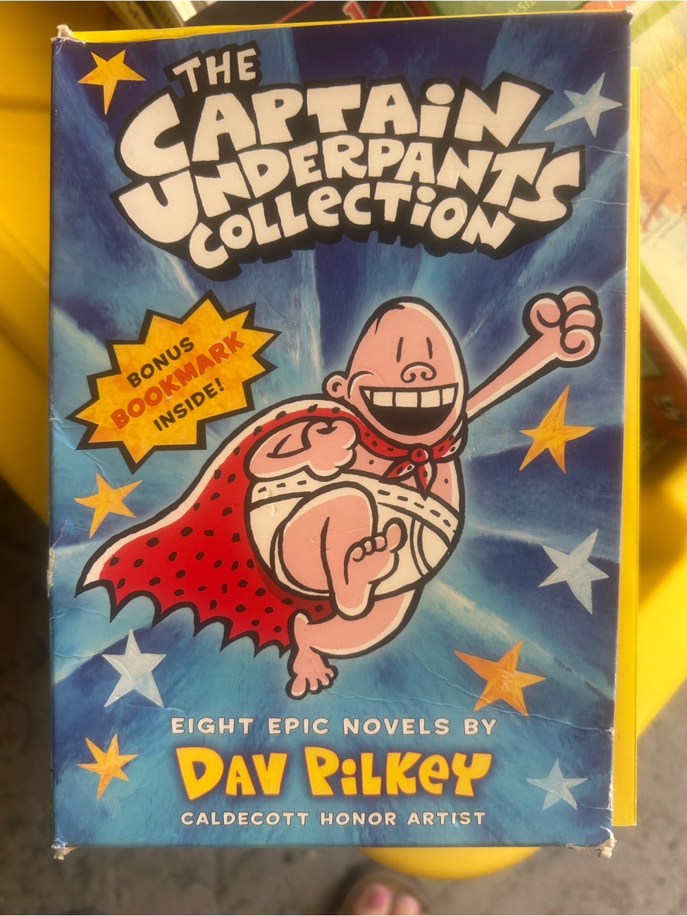 The Captain Underpants Collection: 6 books by Dav Pilkey - Blue & Red